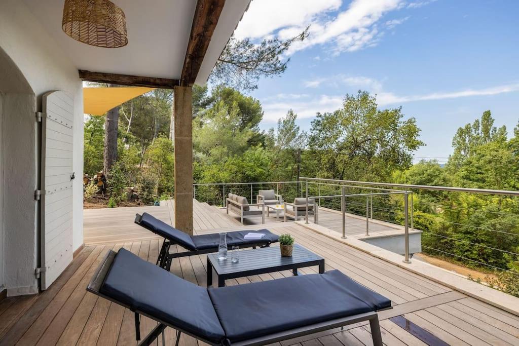 Villa La Pinede エクス＝アン＝プロヴァンス エクステリア 写真